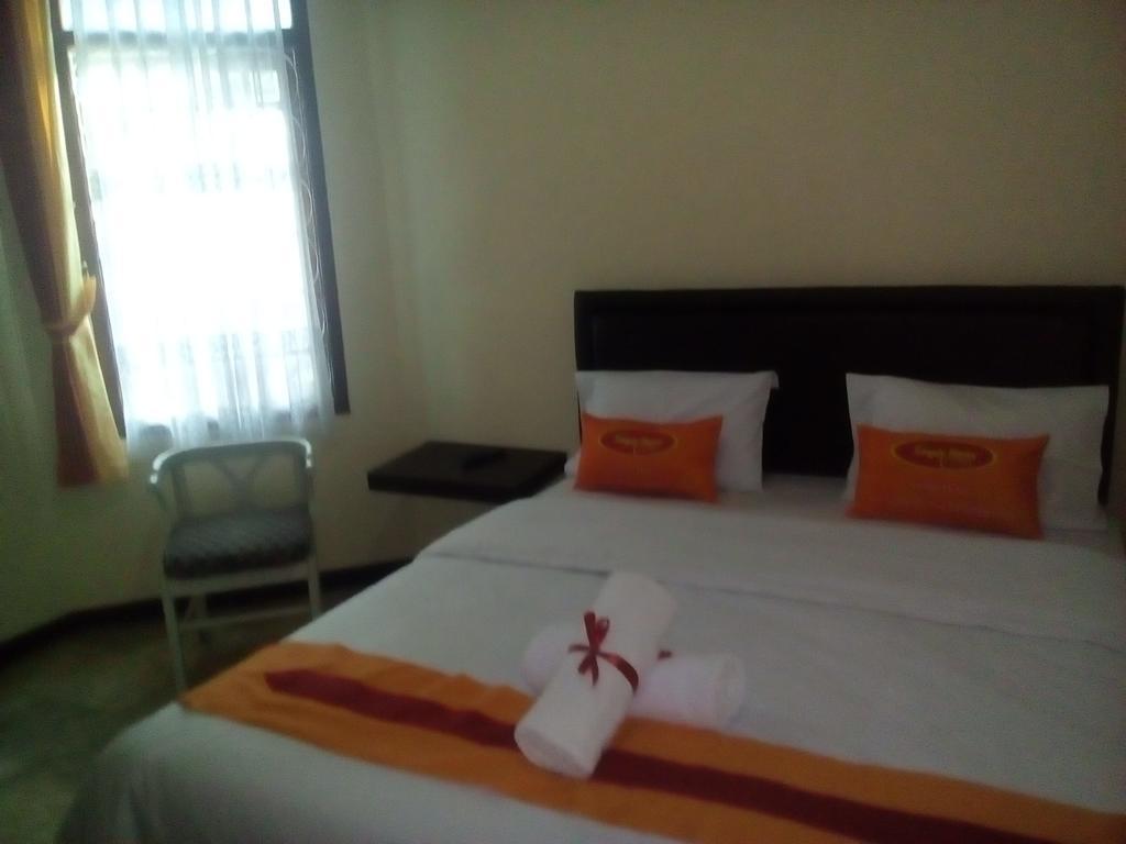Simply Homy Guest House Pasteur Bandung Extérieur photo