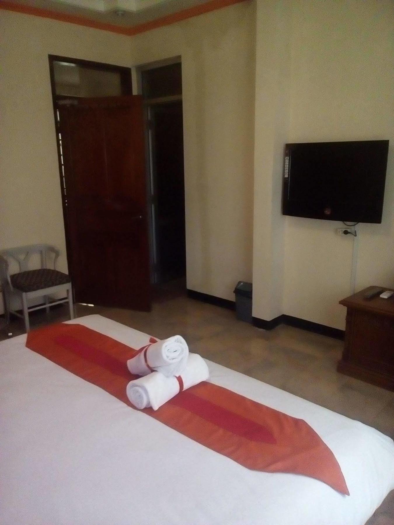 Simply Homy Guest House Pasteur Bandung Extérieur photo
